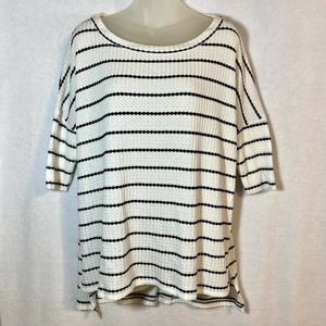 CHASER lightweight knit top L white black stripes NWT